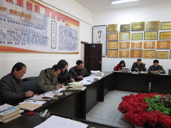 抓教学管理，促质量提升